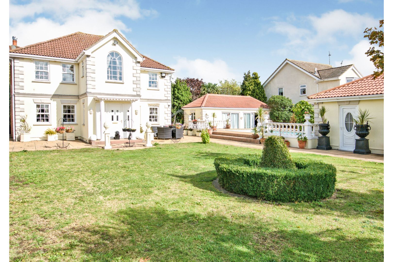 Concord Road, Canvey Island SS8  