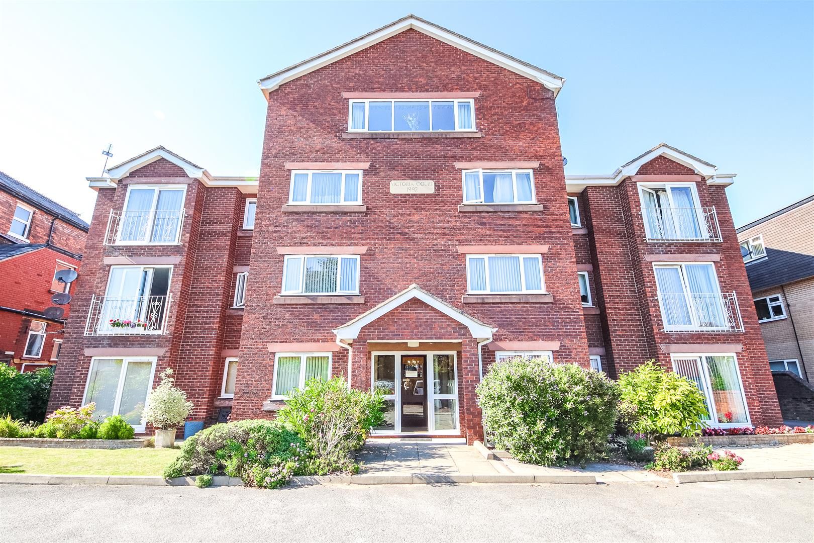 2 bed flat for sale in Roe Lane, Southport PR9 Zoopla