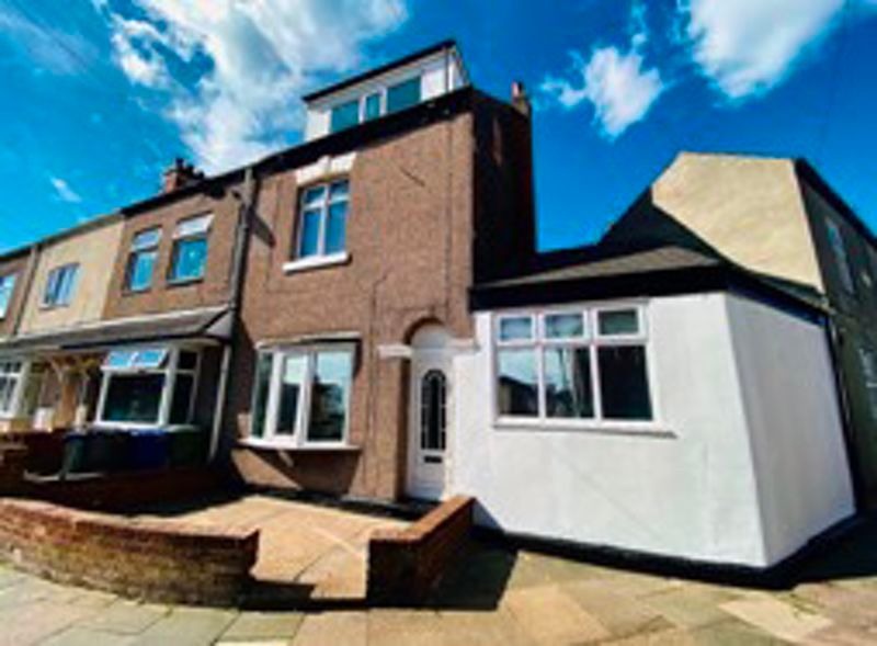 4 bed end terrace house for sale in Humber Street, Cleethorpes DN35