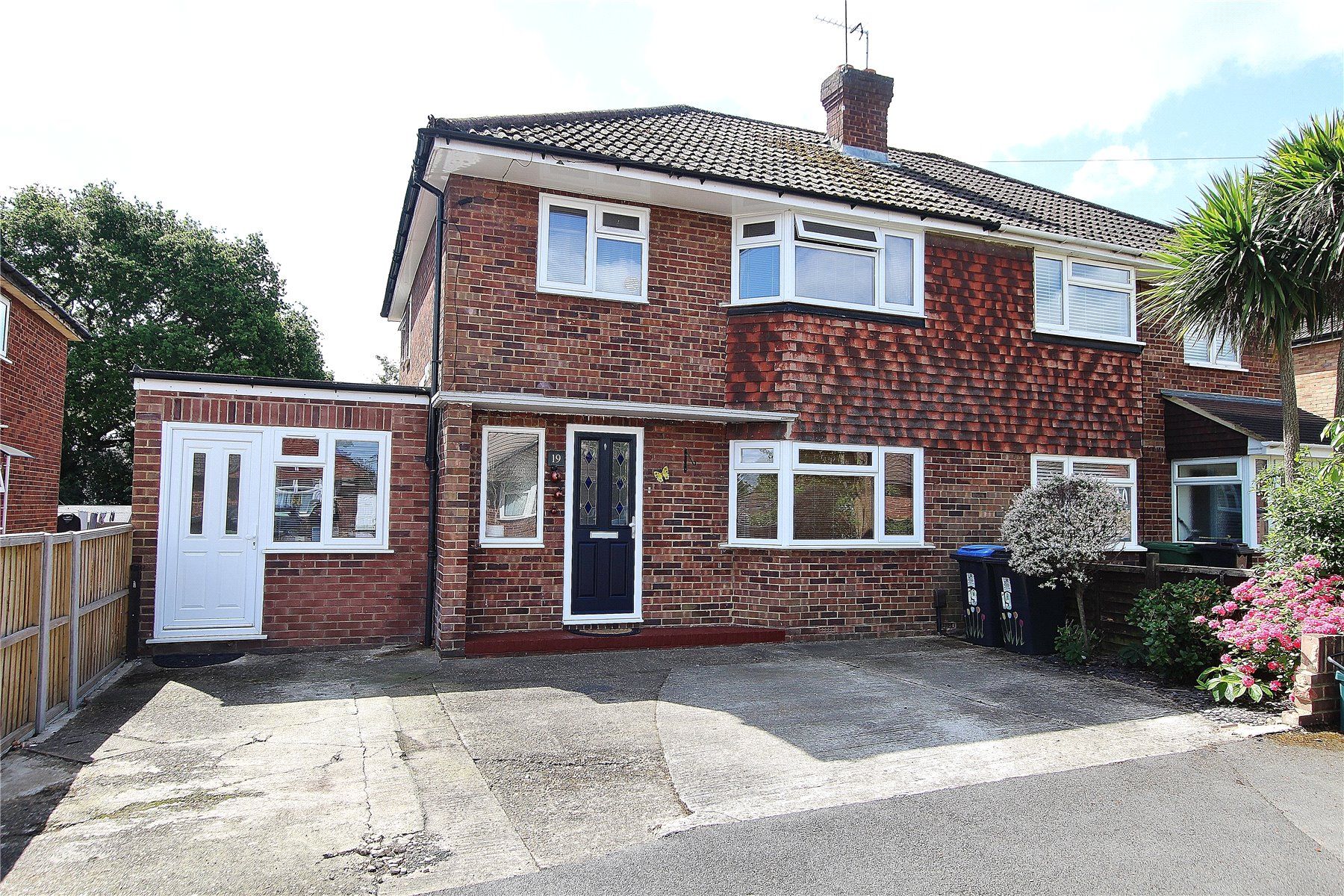3 bed semidetached house for sale in Hermitage Woods Crescent, Woking