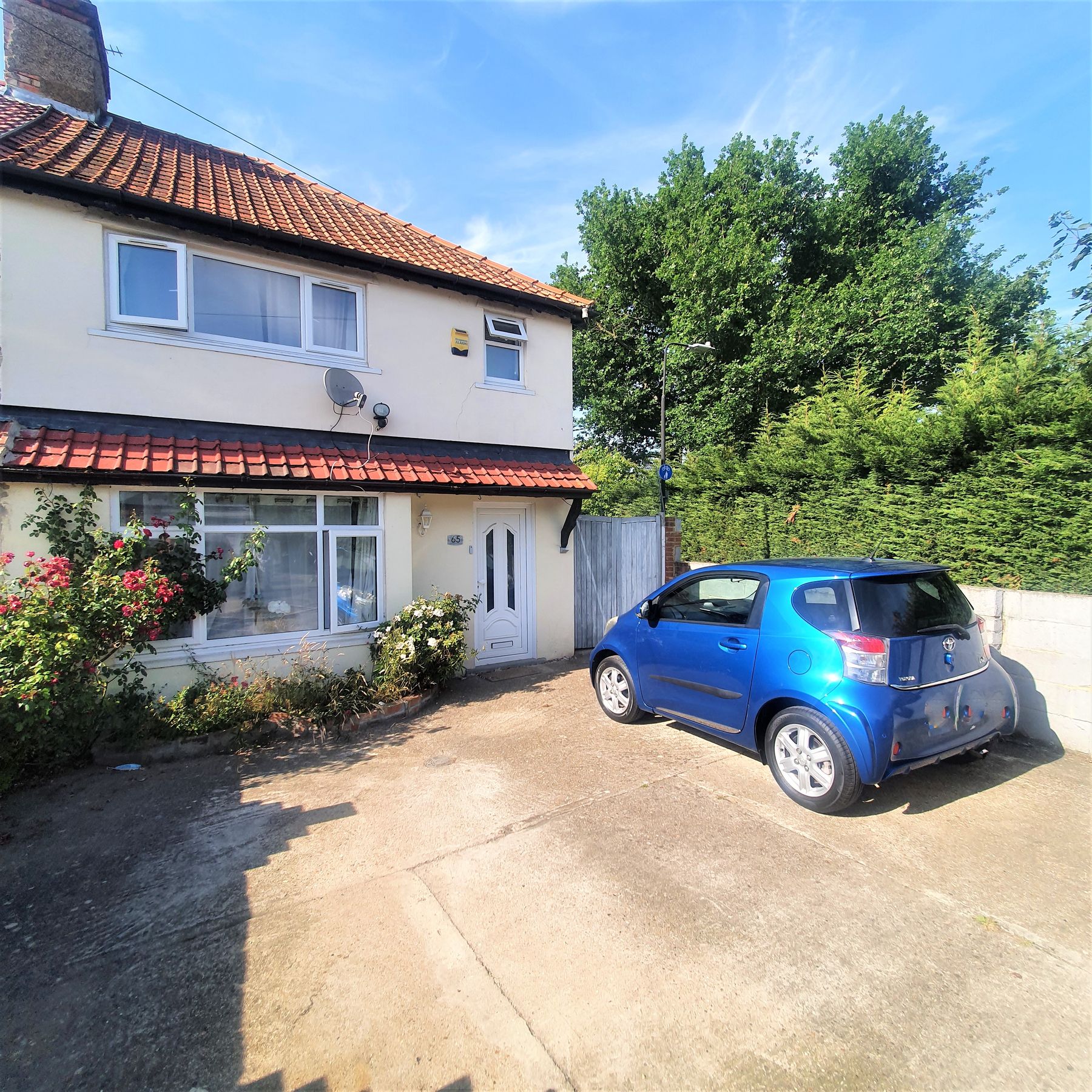 3 bed semidetached house to rent in Warrington Avenue, Slough SL1 Zoopla