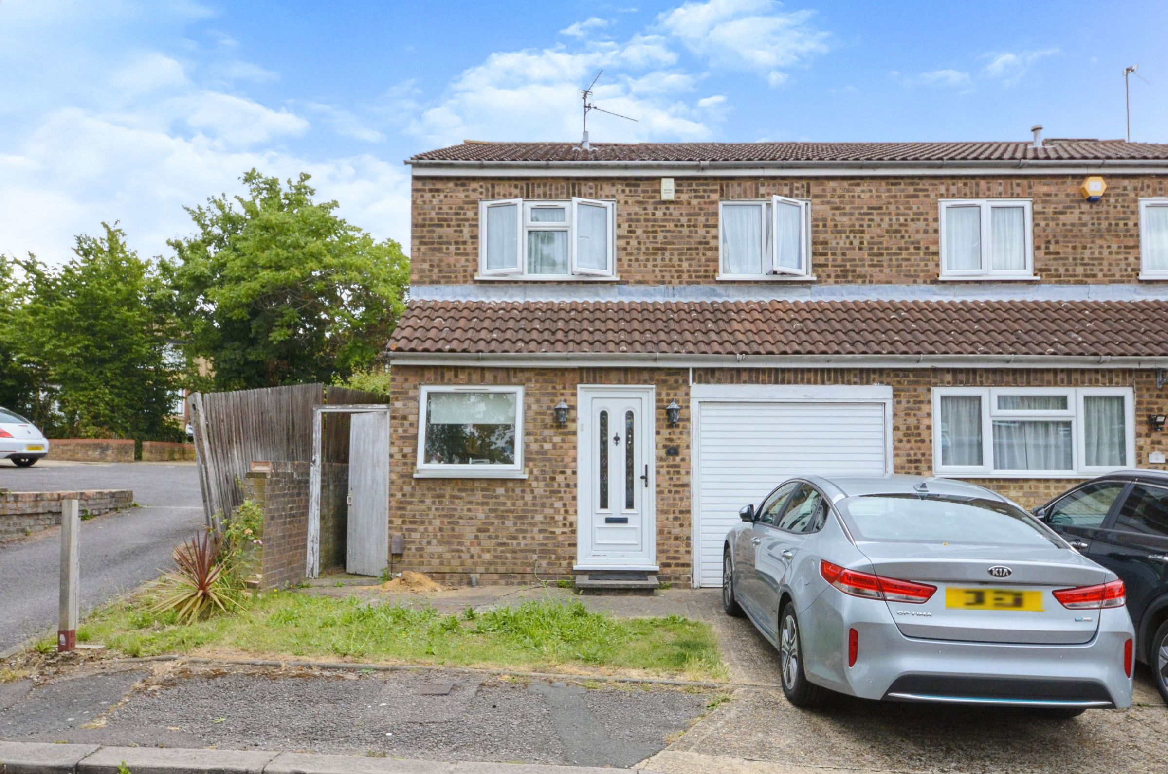 4 bed semidetached house for sale in Laurel Park, Harrow HA3 Zoopla