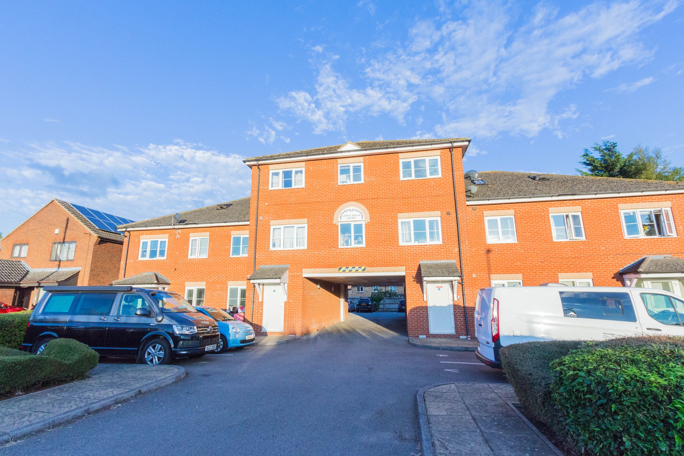 1 bed flat for sale in Addington Road, Irthlingborough, Wellingborough
