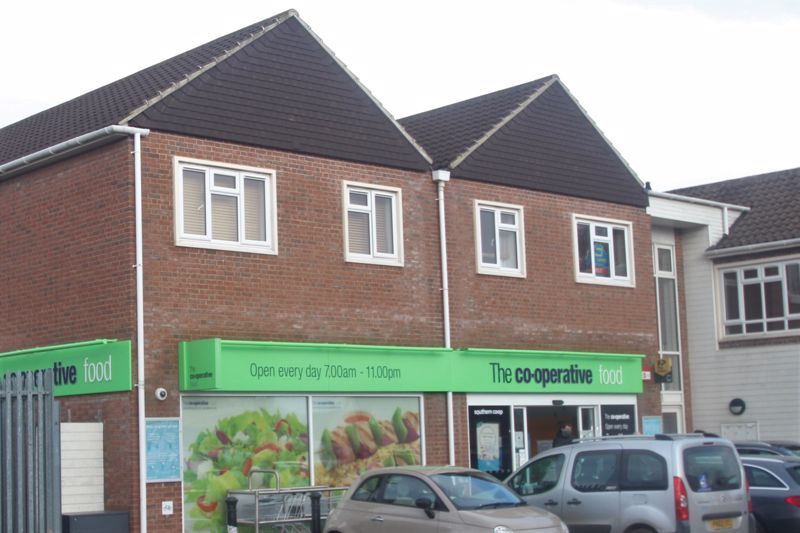 2 bed flat to rent in Cadbury Heath Road, Warmley, Bristol BS30 Zoopla