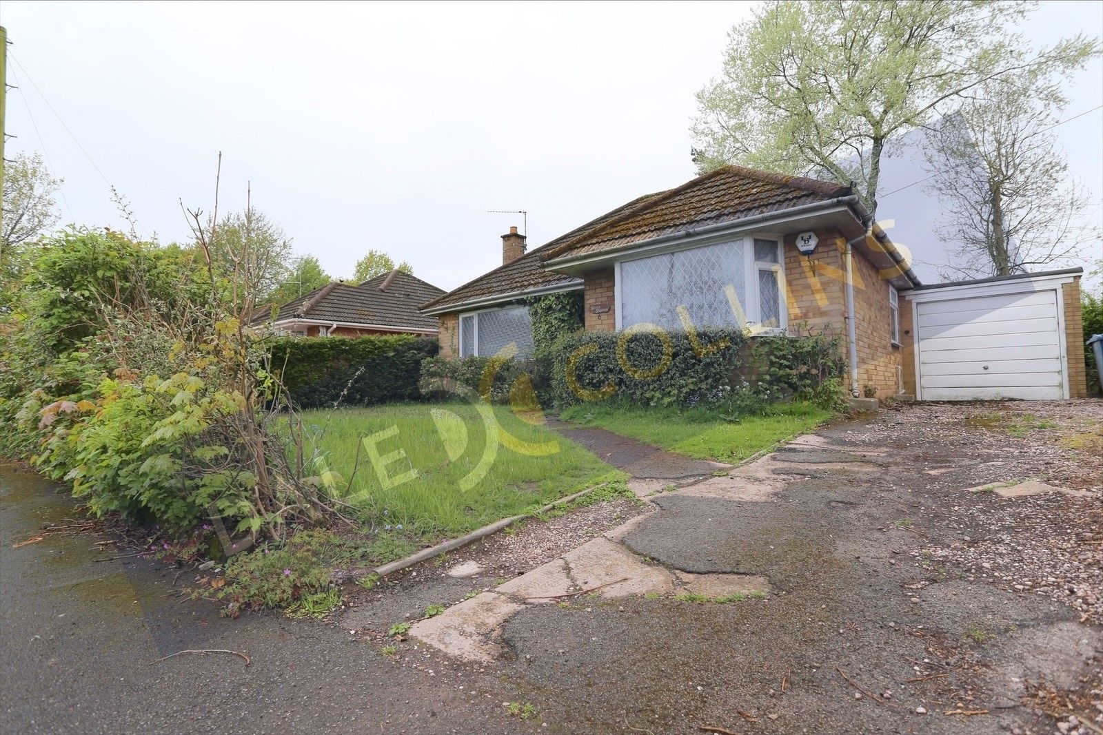 2 bed bungalow for sale in Churchill Close, Blythe Bridge ST11 Zoopla
