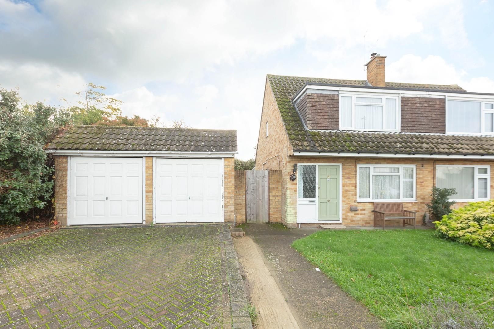 3 bed semidetached bungalow for sale in Hunters Forstal Road, Herne
