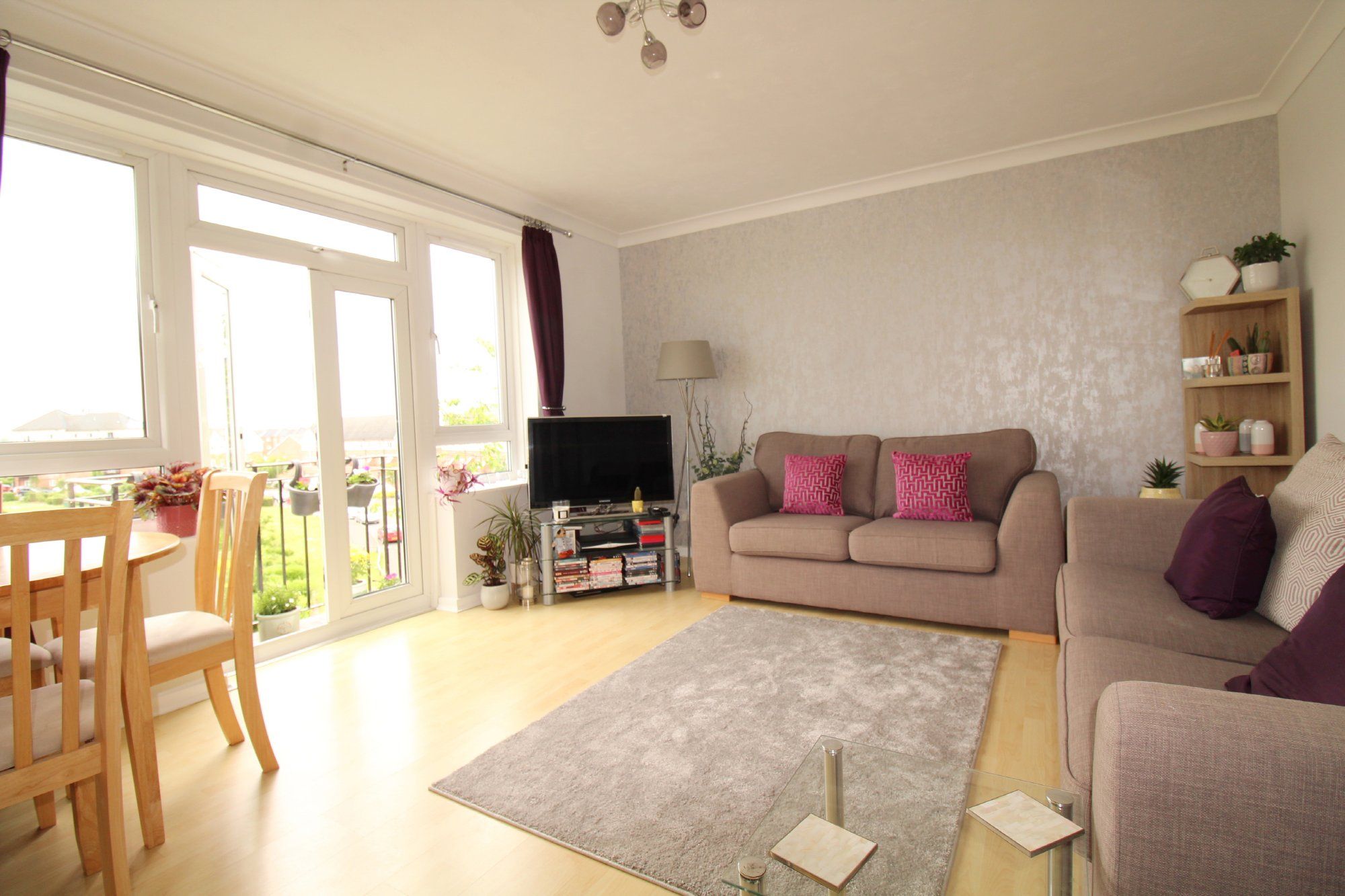 1 bed flat for sale in Clyde Road, Stanwell, Staines TW19 Zoopla