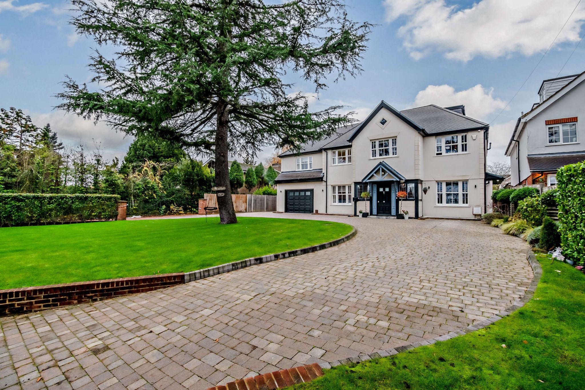 7 bed detached house for sale in The Drive, Northwood HA6 Zoopla