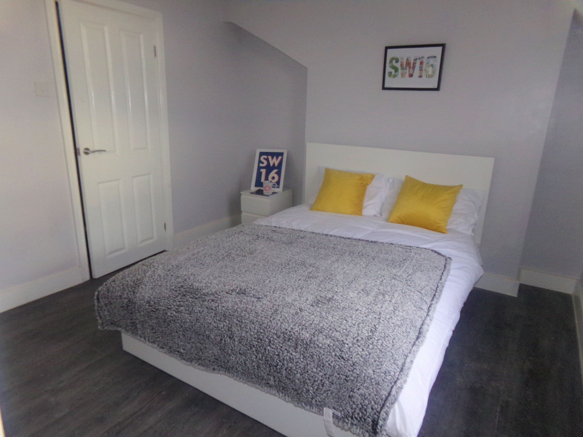 4 bed shared to rent in 444 Streatham High Road, London