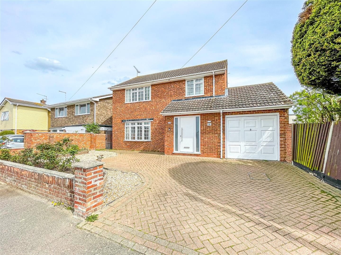 3 bed detached house for sale in Abbey Road, Hullbridge, Hockley SS5
