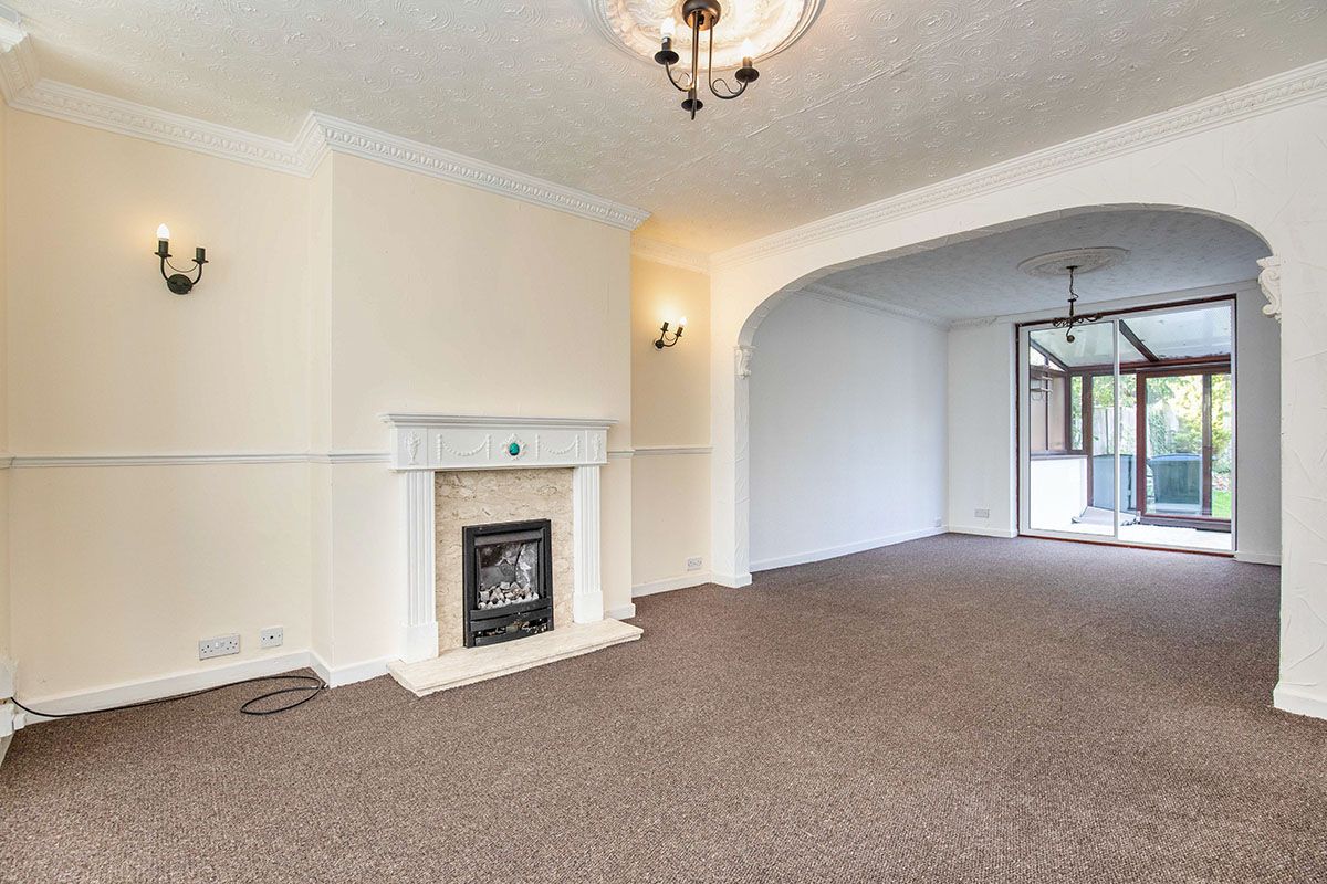 3 bed semidetached house for sale in Potters Green Road, Coventry