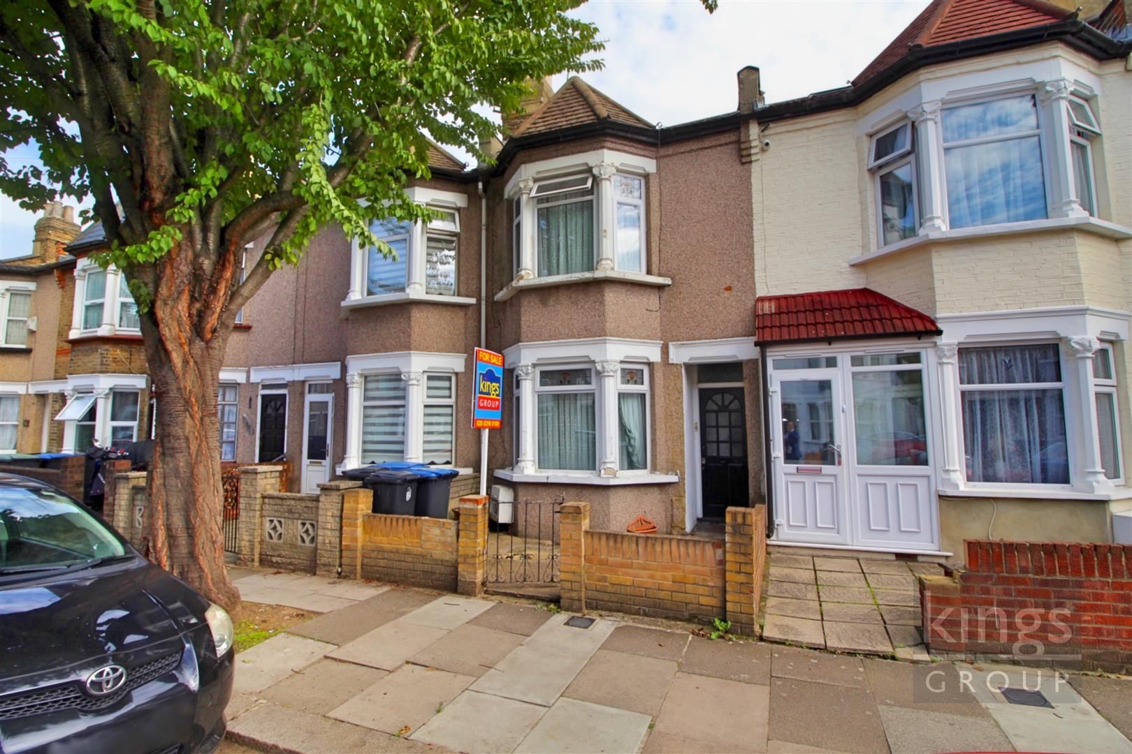 2 bed terraced house for sale in Gordon Road, Edmonton N9 Zoopla