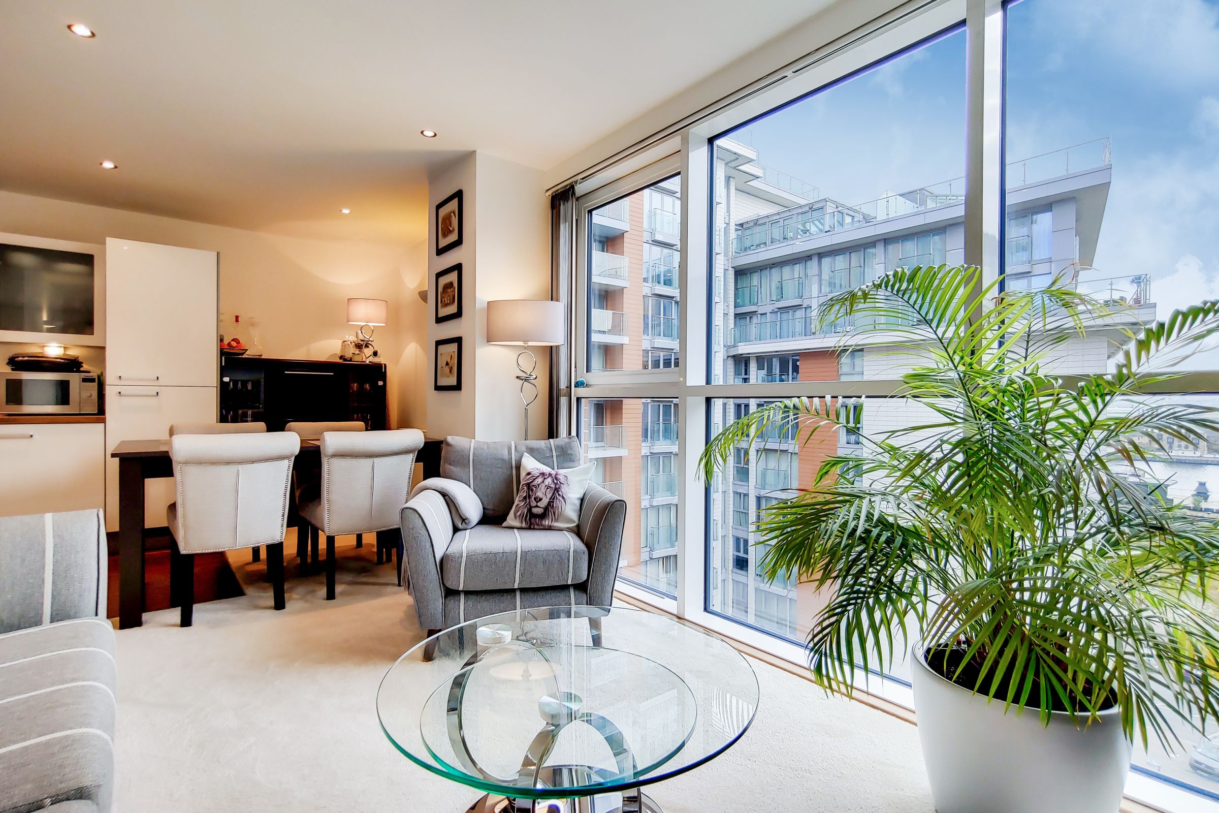 Oceanis Apartments, Royal Victoria Dock E16  