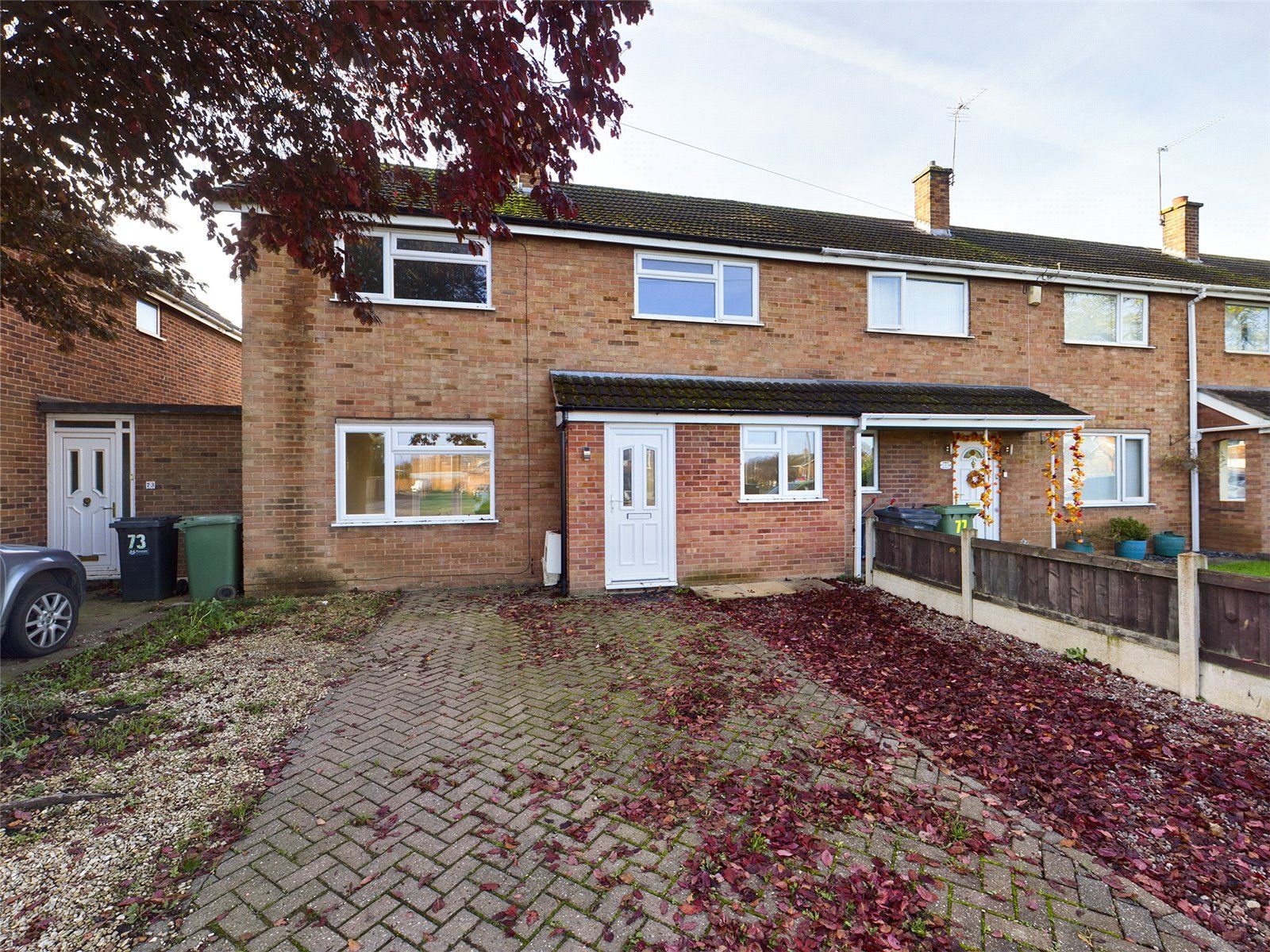 3 bed end terrace house for sale in Windermere Drive, Worcester