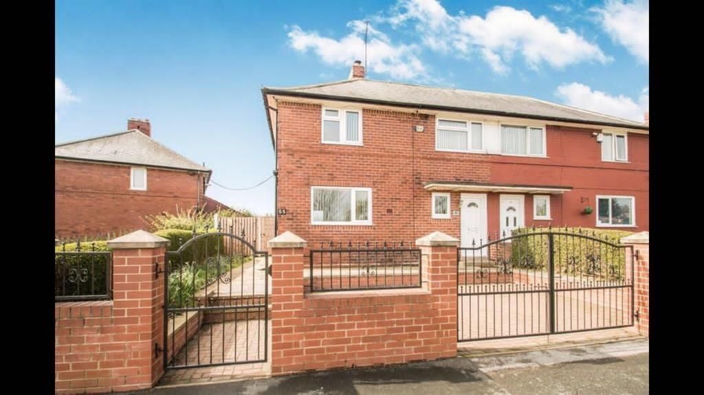3 bed property to rent in Montagu Avenue, Leeds LS8 Zoopla