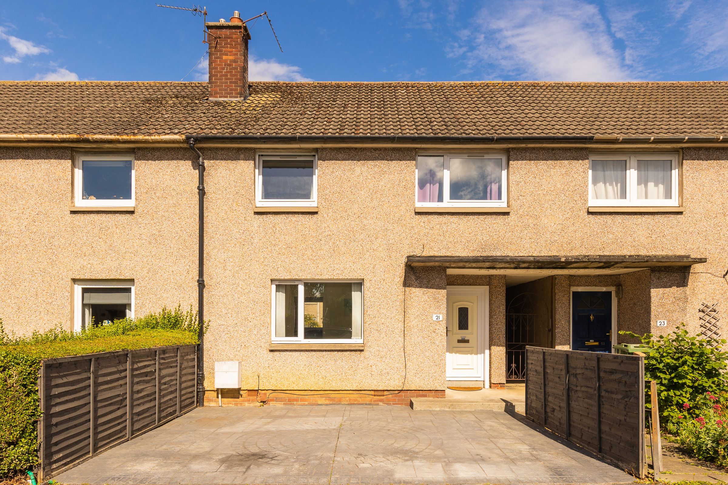 3 bed terraced house for sale in 21 Dochart Drive, Edinburgh EH4 Zoopla
