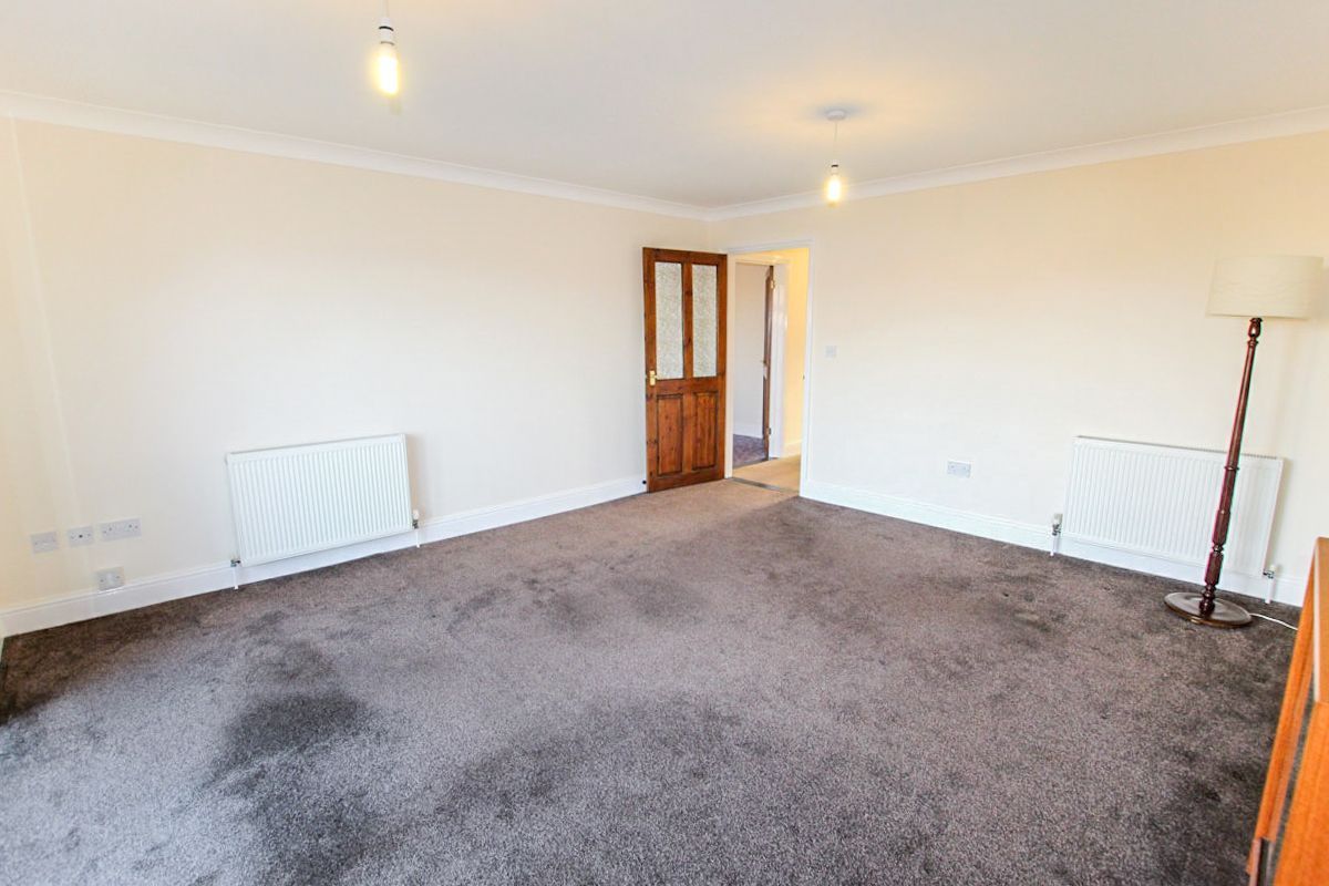 2 bed bungalow for sale in Coventry Gardens, Herne Bay CT6 Zoopla