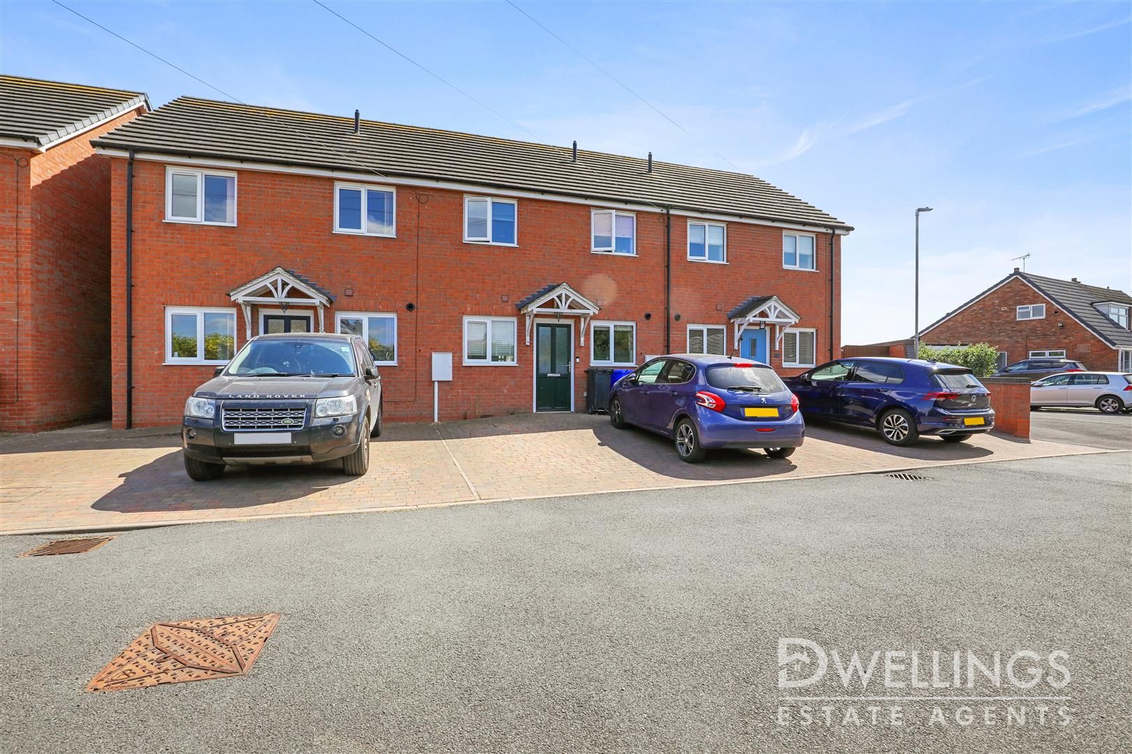 3 bed terraced house for sale in Henhurst Ridge, BurtonOnTrent DE13