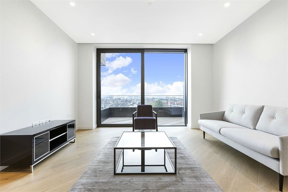 Television Centre, 6 Wood Crescent, London W12