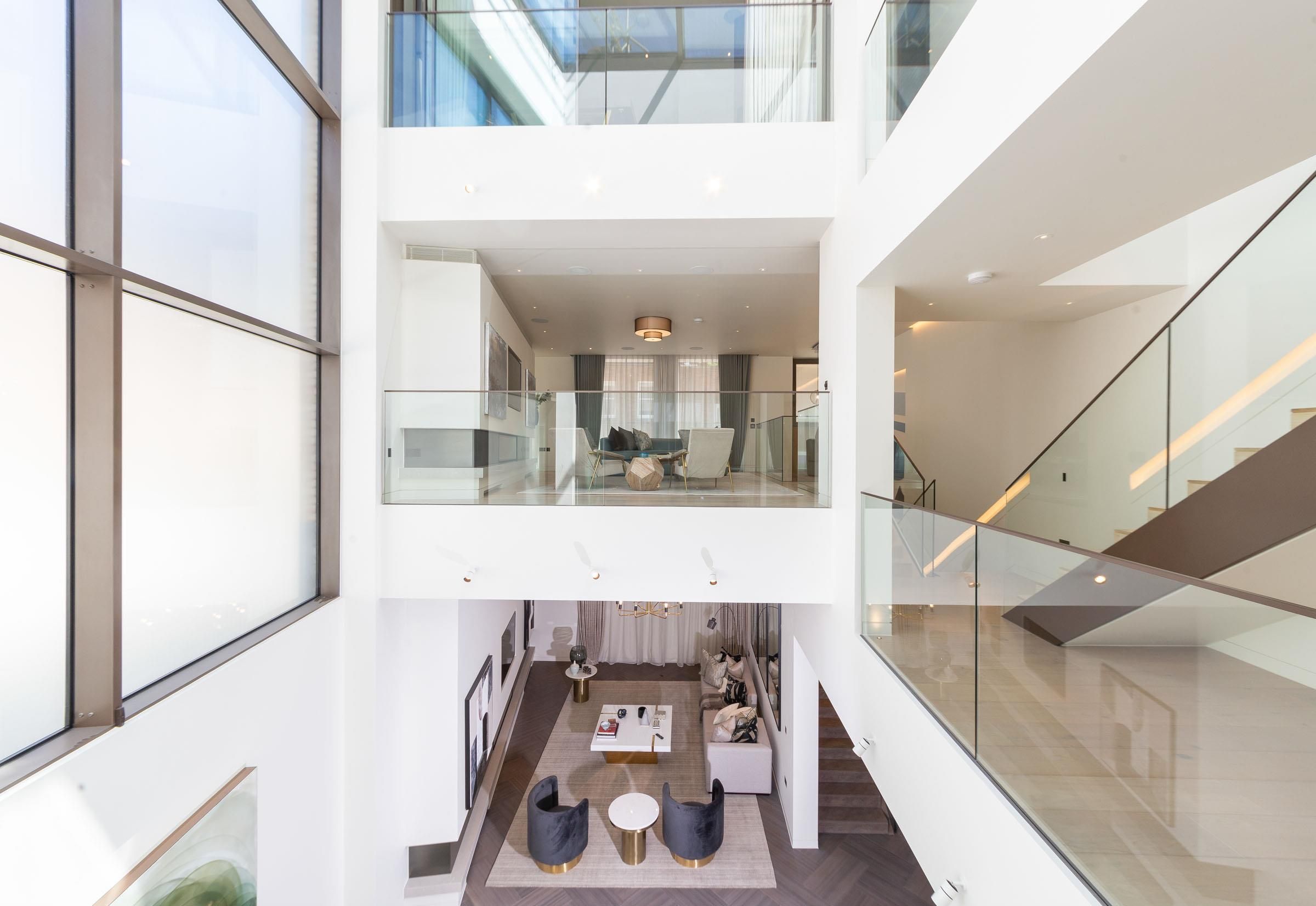 Townhouse 5, The London, 22C Beaumont Mews, Marylebone, London W1G