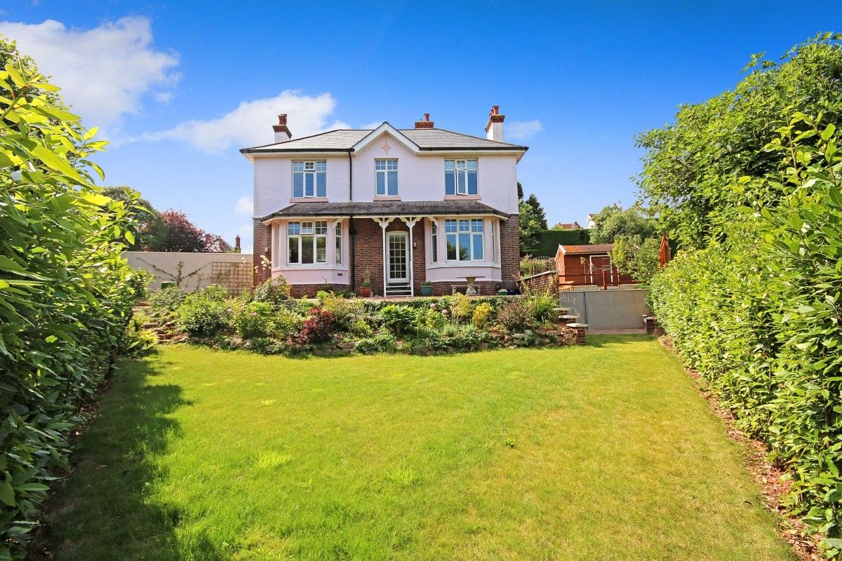 Wheatridge Lane, Torquay TQ2  