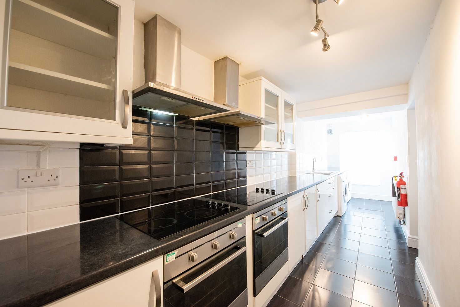 6 bed terraced house to rent in William Street, Swansea SA1 Zoopla