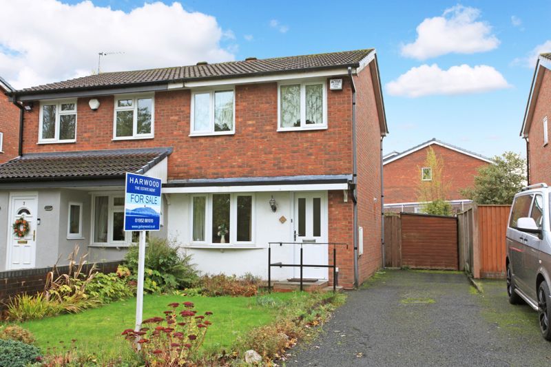 2 bed semidetached house for sale in Clares Lane Close, The Rock