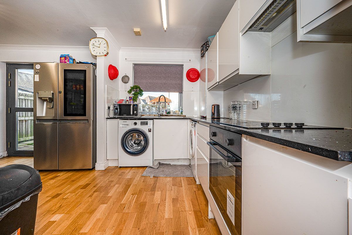 3 bed end terrace house for sale in Maclennan Crescent, Inverness