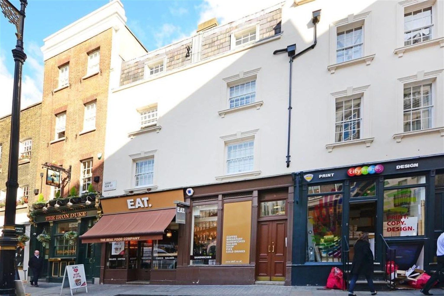 1 bed flat to rent in Avery Row, Mayfair, Soho, Westminster, London W1K