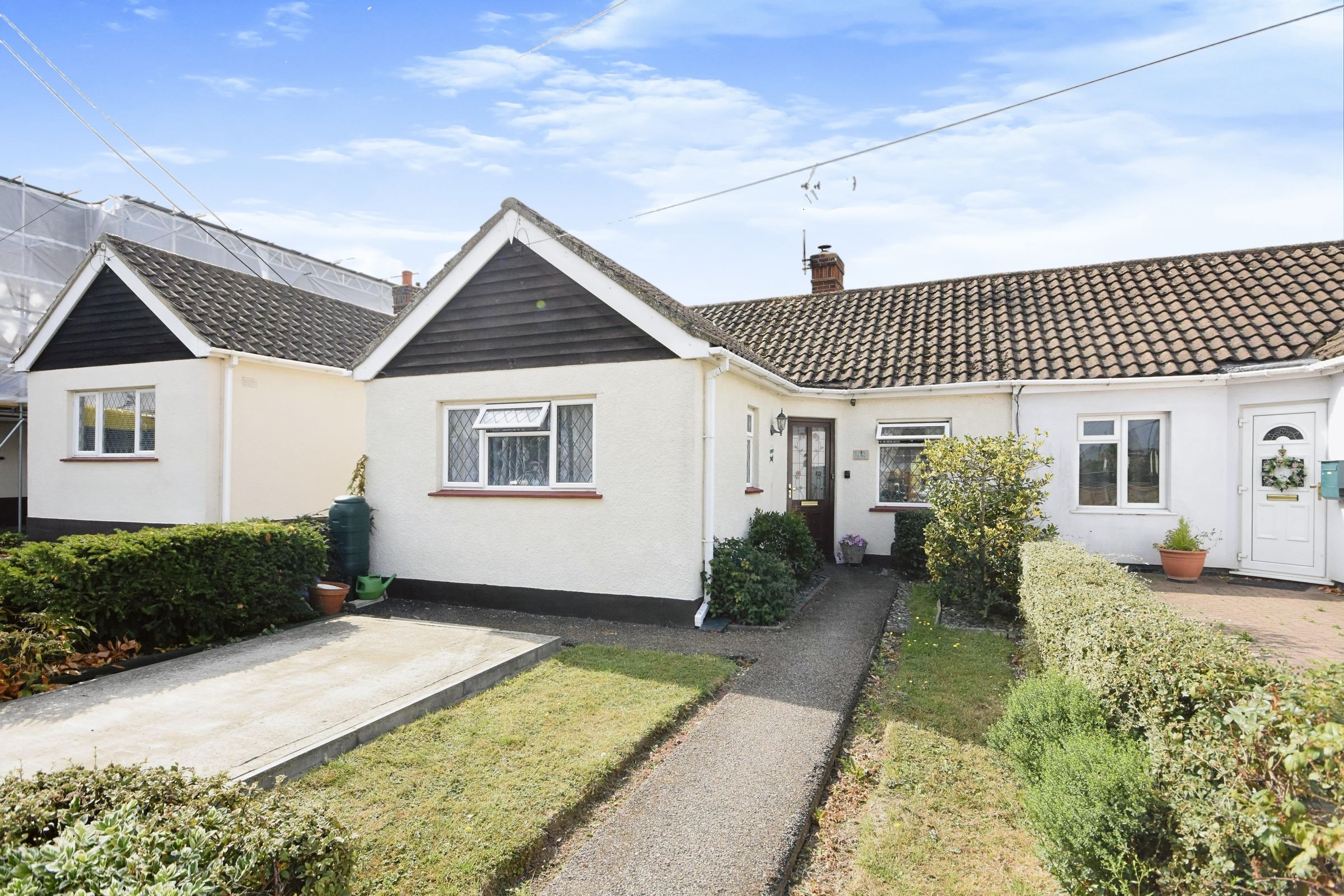 2 bed bungalow for sale in Philbrick Crescent, Rayleigh, Essex SS6 Zoopla
