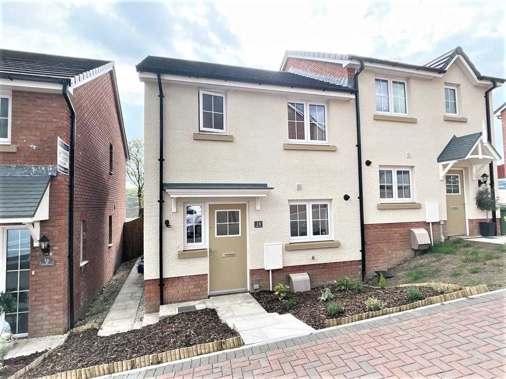 2 bed semidetached house for sale in Highfields, Tonyrefail, Porth