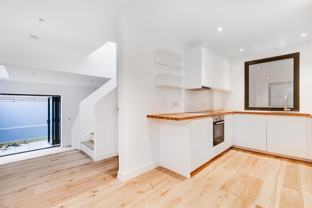 Slindon Court, London N16  