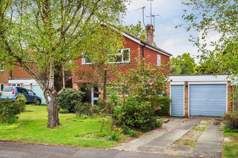 3 bed detached house for sale in Orchard Close, Edenbridge, Kent TN8 Zoopla