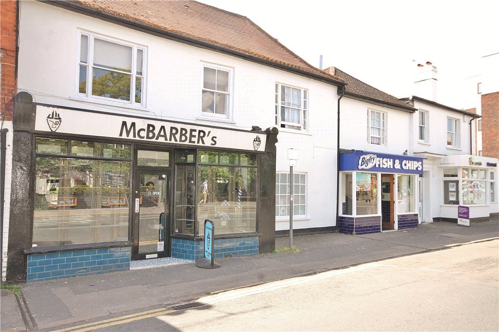 2 bed flat to rent in High Street, Egham, Surrey TW20 Zoopla