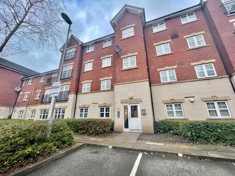 2 bed flat to rent in Astley Brook Close, The Valley, Bolton