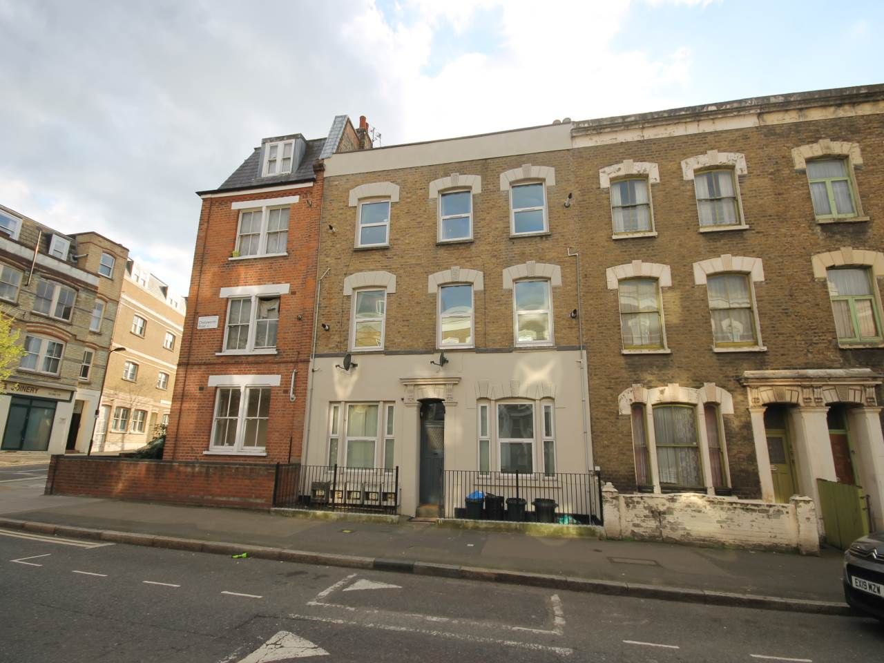 3 bed flat to rent in Chatsworth Road, Hackney, London E5 Zoopla