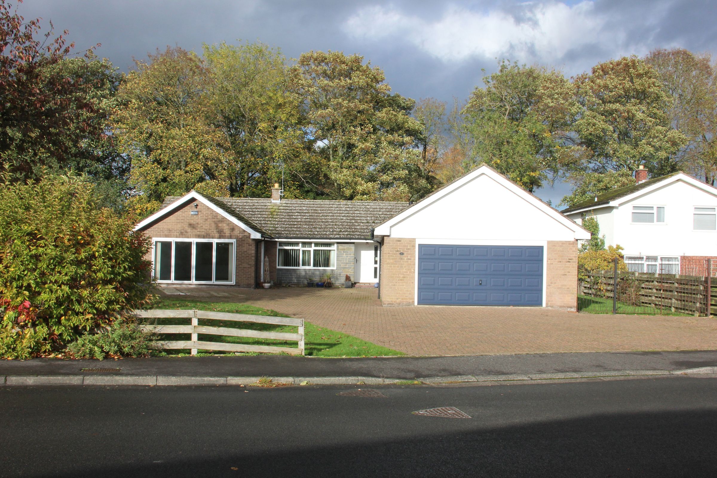 4 bed detached house for sale in Parkfield, Stillington, York YO61 Zoopla