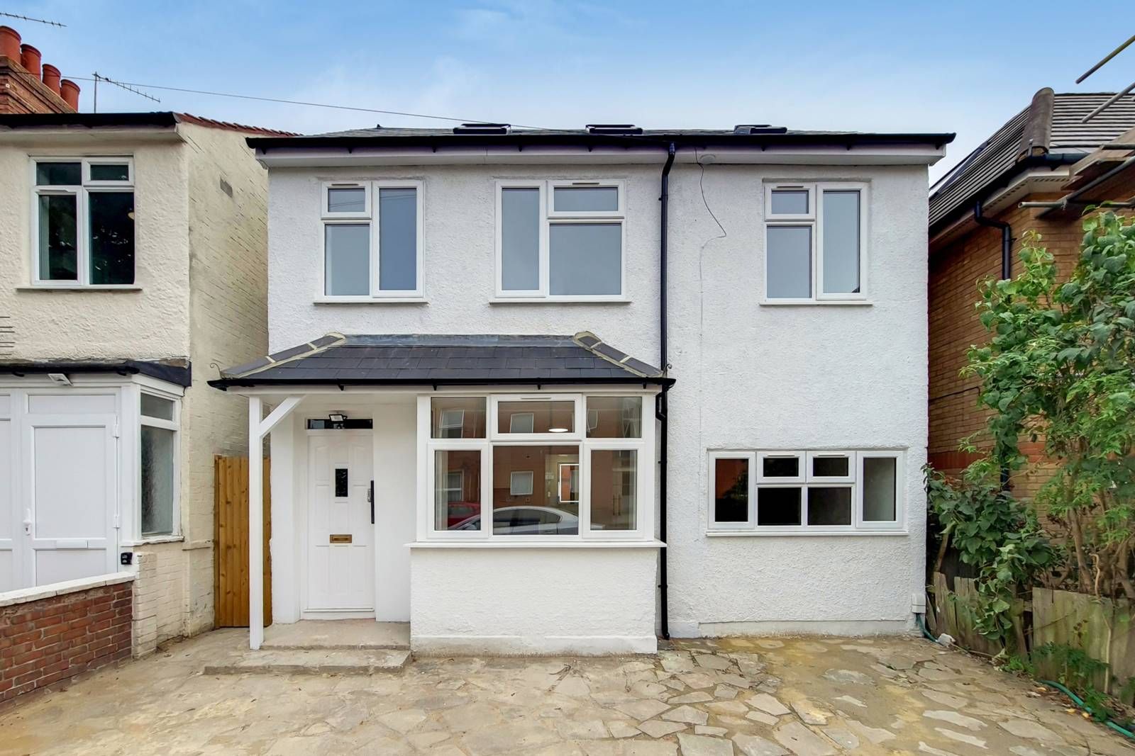 Studio to rent in Byron Road, Wealdstone, Harrow HA3 Zoopla