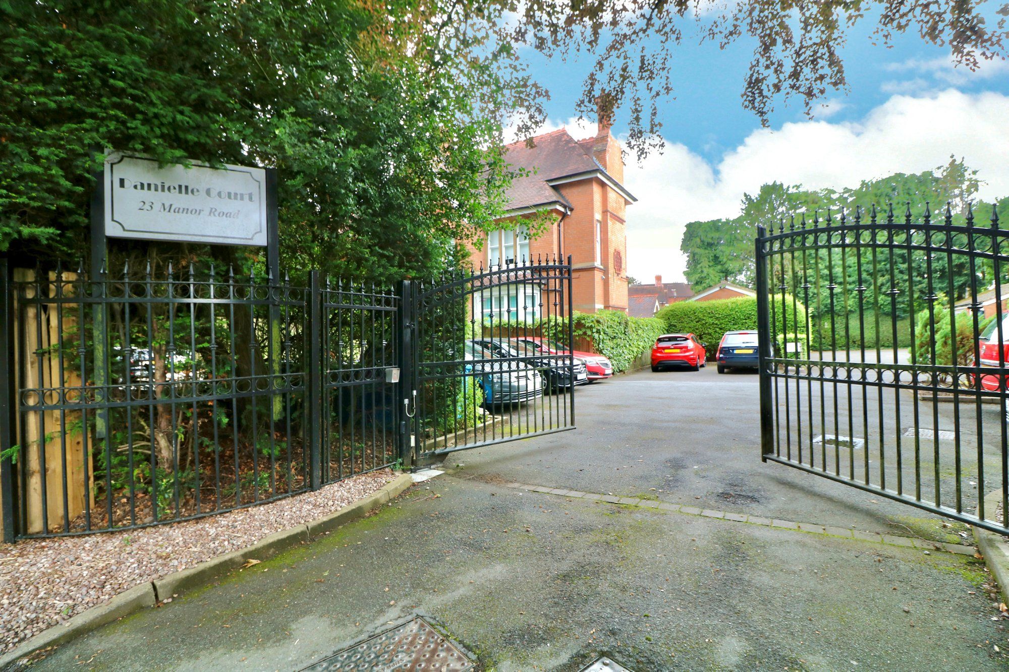 Danielle Court, Manor Road, Solihull B91  