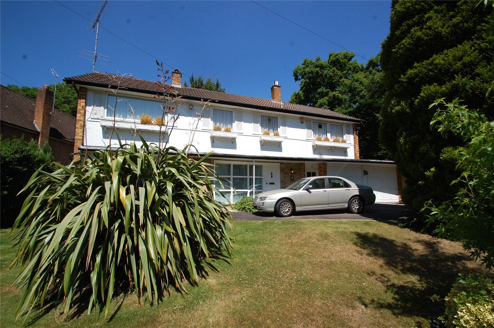 4 bed detached house for sale in Howards Wood Drive, Gerrards Cross