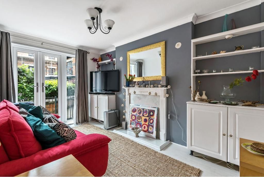 St Andrews Close, London SE16