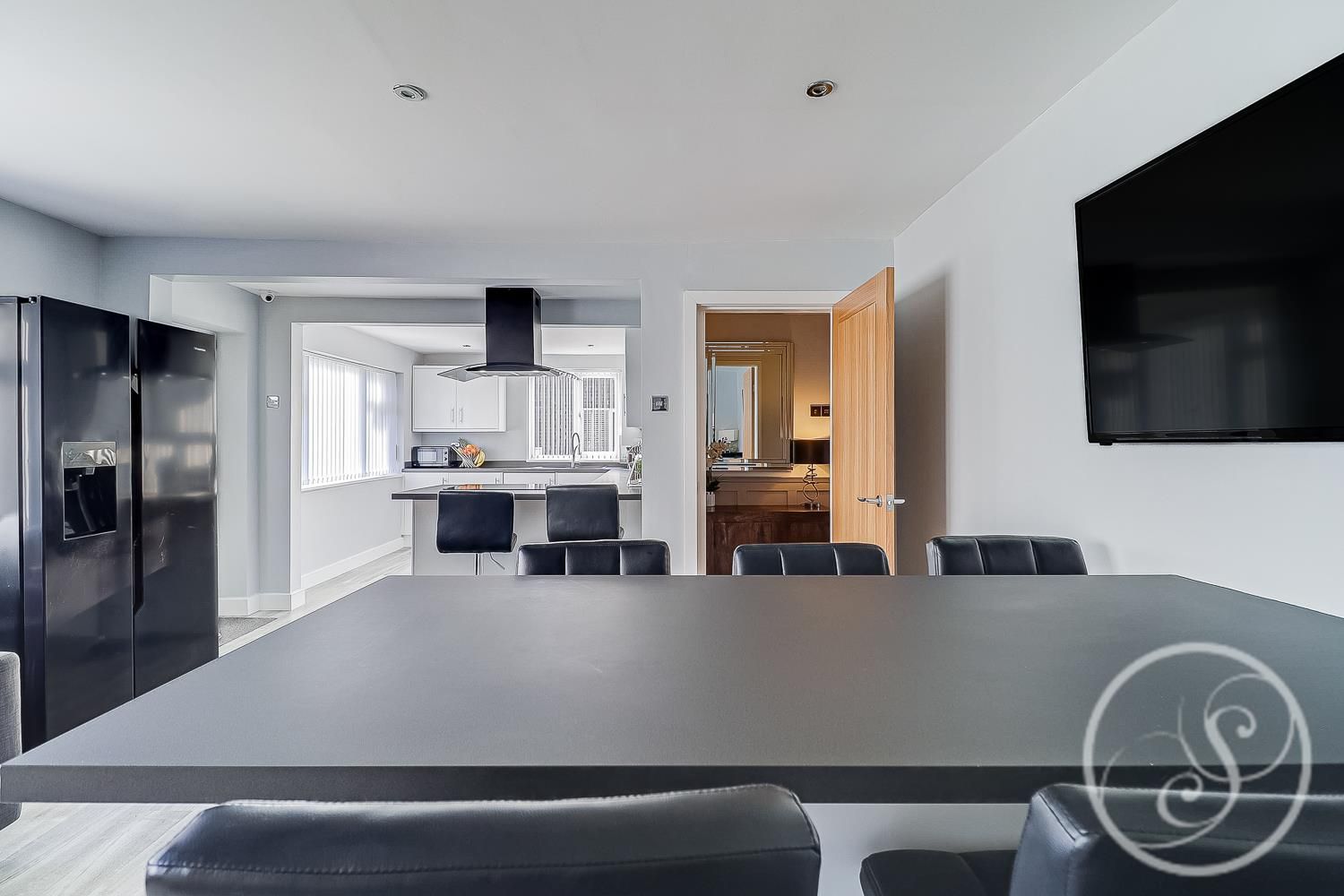 4 bed detached bungalow for sale in Templegate Avenue, Leeds LS15 Zoopla