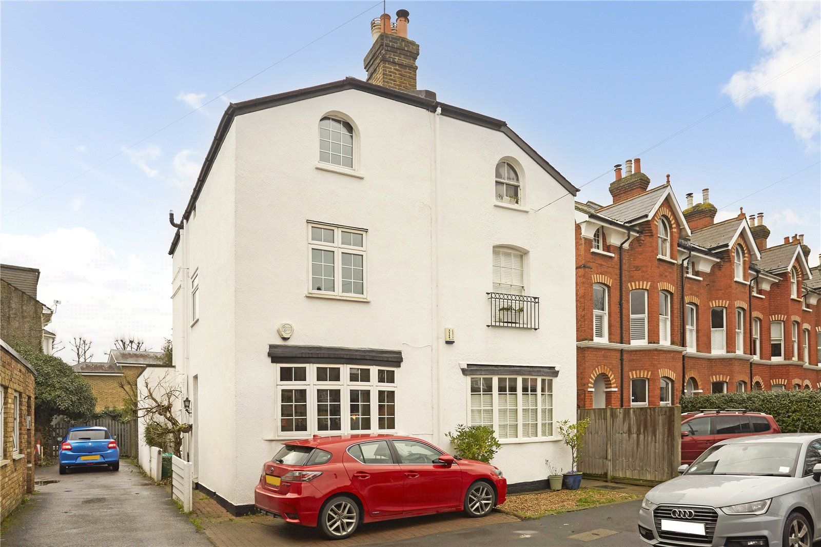 3 bed semidetached house for sale in Feltham Avenue, East Molesey