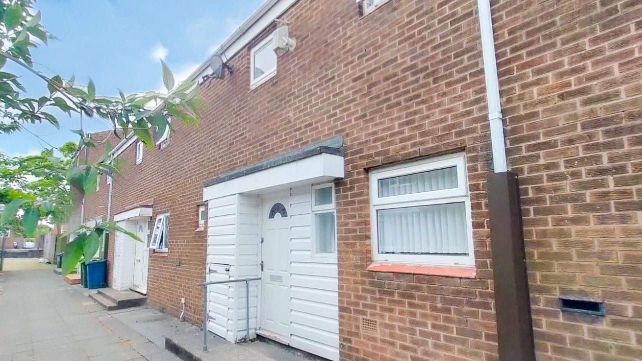 3 bed terraced house for sale in Eskbank, Skelmersdale WN8 Zoopla