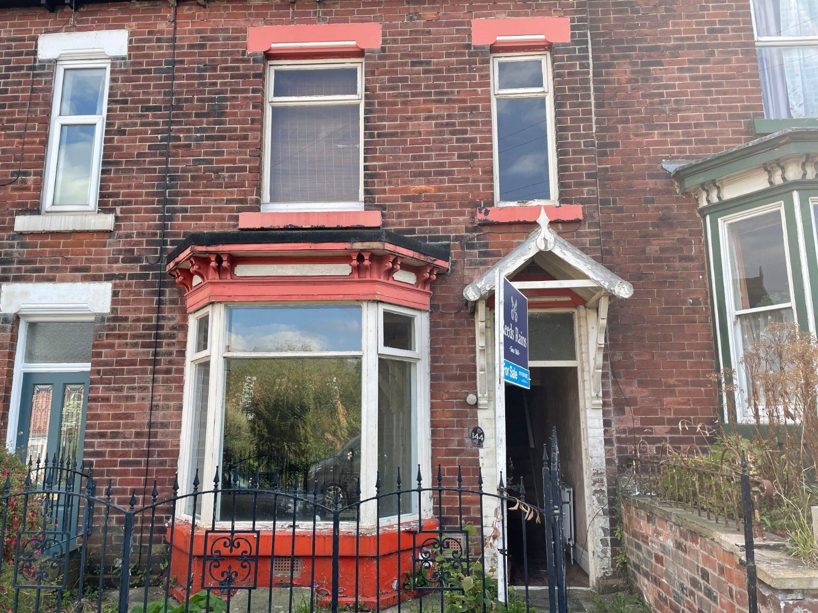 3 bed terraced house for sale in Machon Bank, Sheffield, South