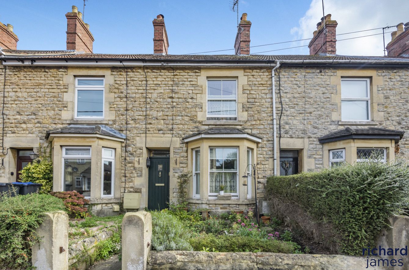 2 bed terraced house for sale in The Pippin, Calne SN11 Zoopla