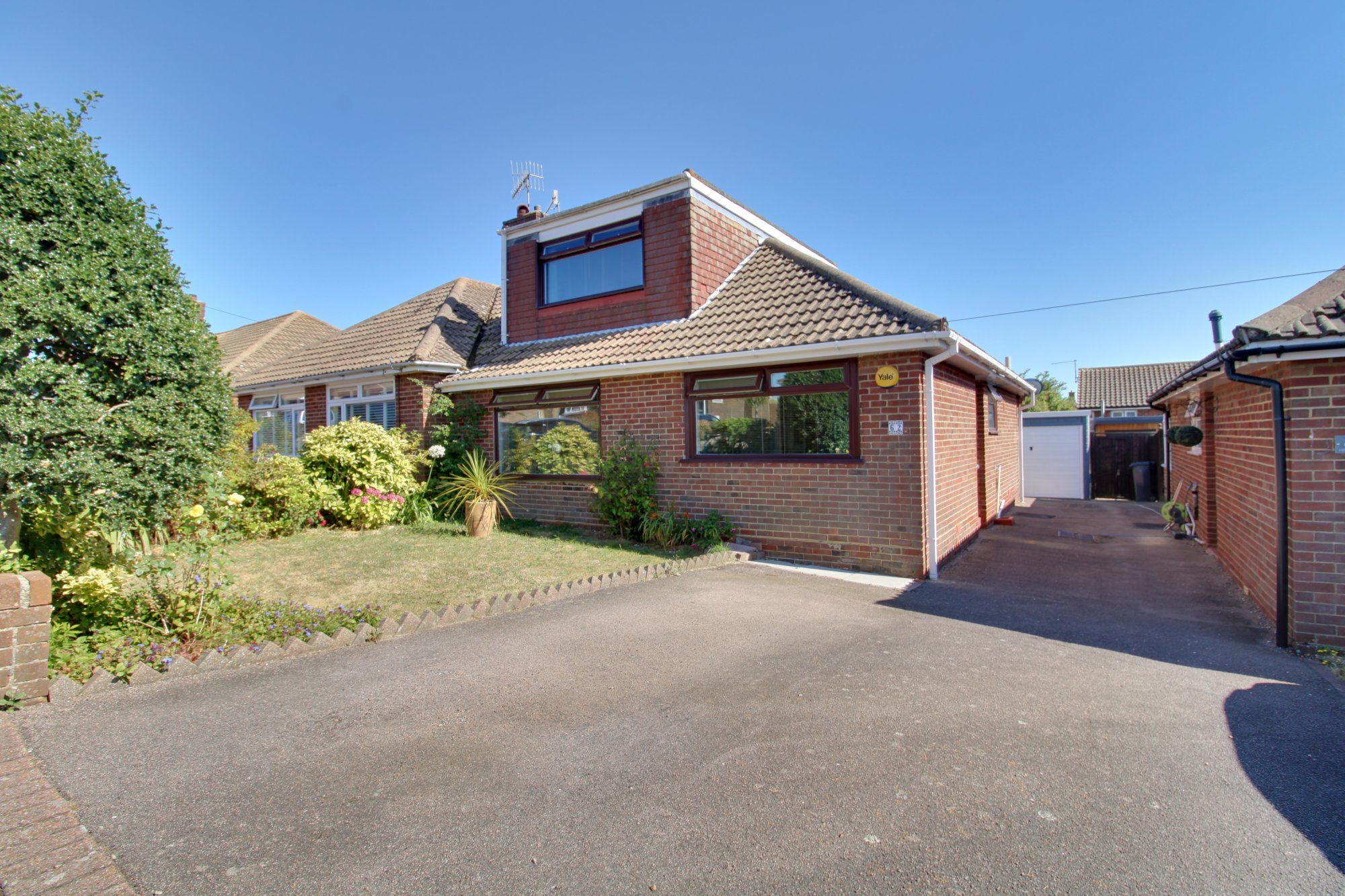 3 bed semidetached bungalow for sale in Hill Farm Way, Southwick