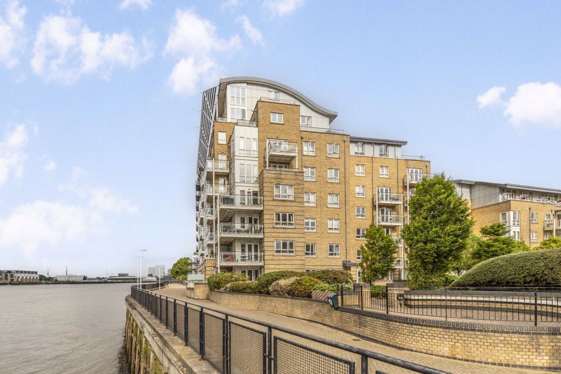 2 bed flat for sale in St. Davids Square, London E14 Zoopla