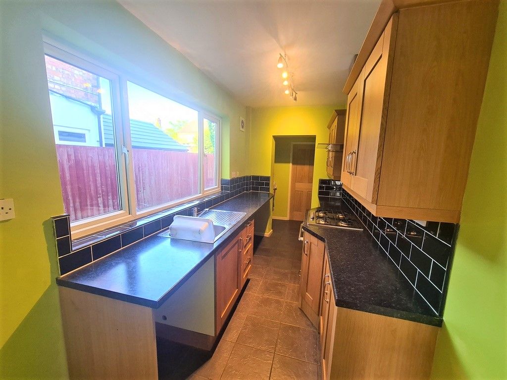 3 bed terraced house to rent in Clifford Street, Wigston, Leicester LE18 Zoopla