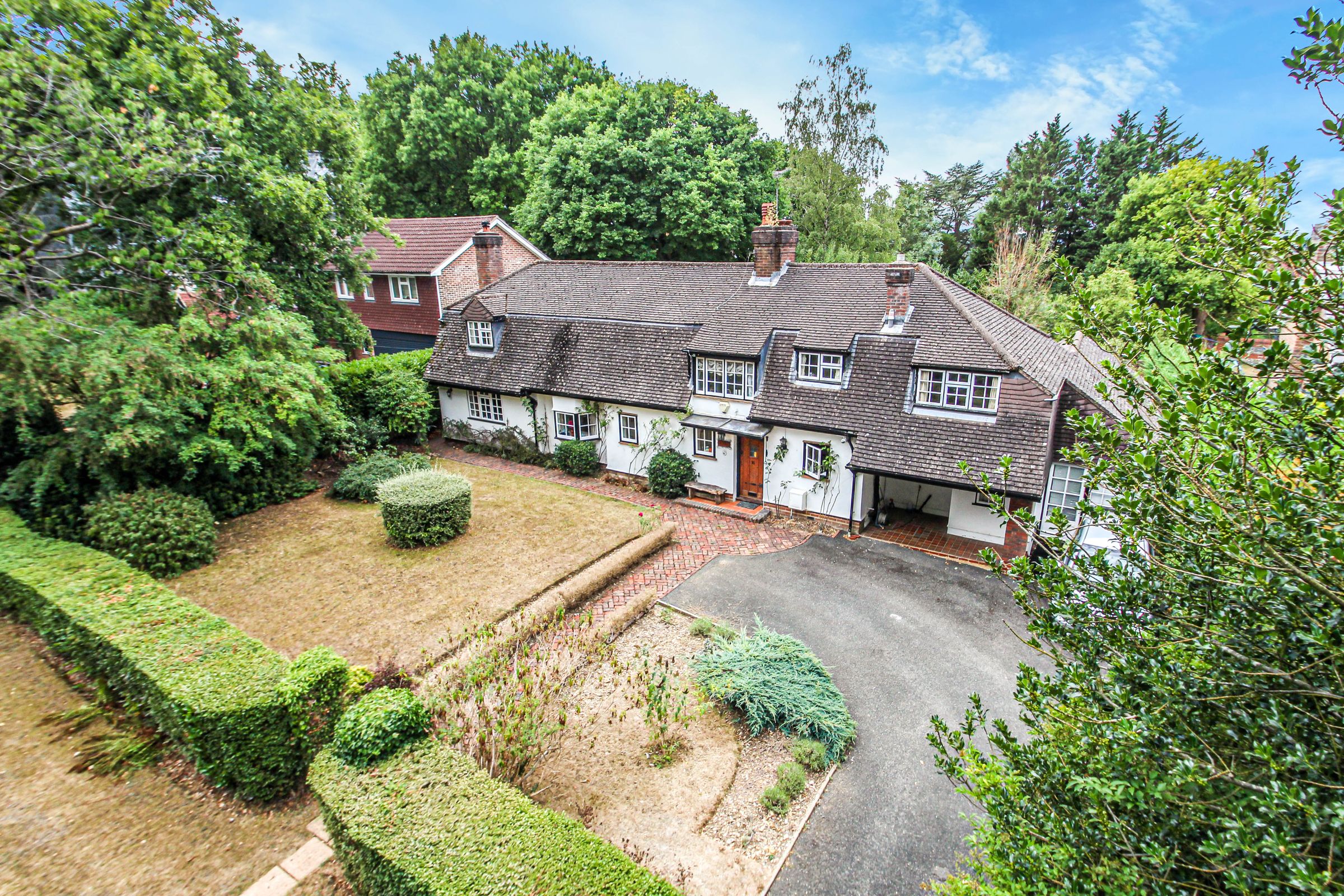 4 bed detached house for sale in Woodland Way, Purley CR8 Zoopla